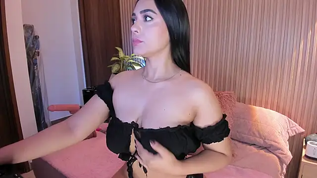 AMELIE xx online show from April 15, 1:04 pm