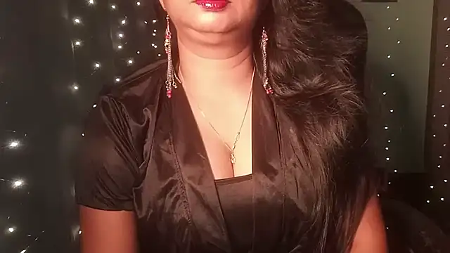 Snapshot of YourModhu chatting on July 4, 6:01 pm YourModhu online show from July 4, 6:01 pm