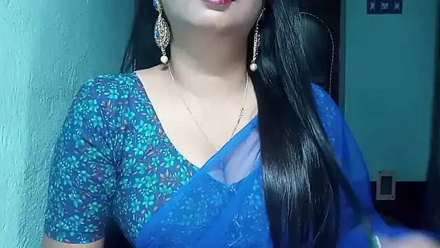 Snapshot of YourModhu chatting on October 20, 5:35 pm YourModhu online show from October 20, 5:35 pm