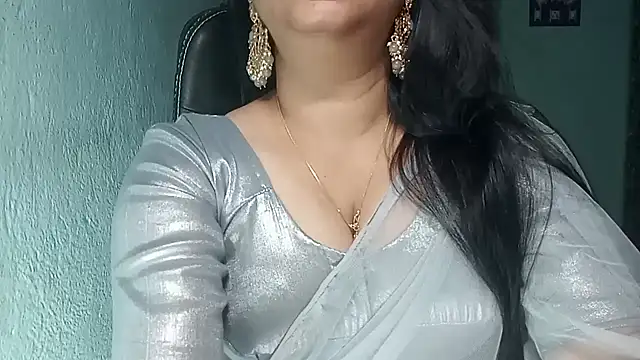 Snapshot of YourModhu chatting on April 10, 5:42 pm YourModhu online show from April 10, 5:42 pm