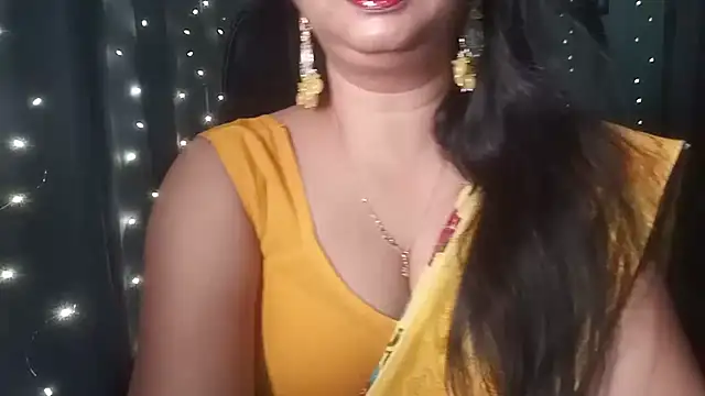 Snapshot of YourModhu chatting on June 21, 6:03 pm YourModhu online show from June 21, 6:03 pm