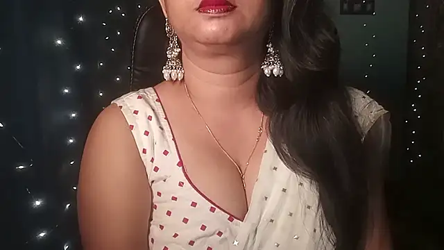 Snapshot of YourModhu chatting on June 23, 5:55 pm YourModhu online show from June 23, 5:55 pm