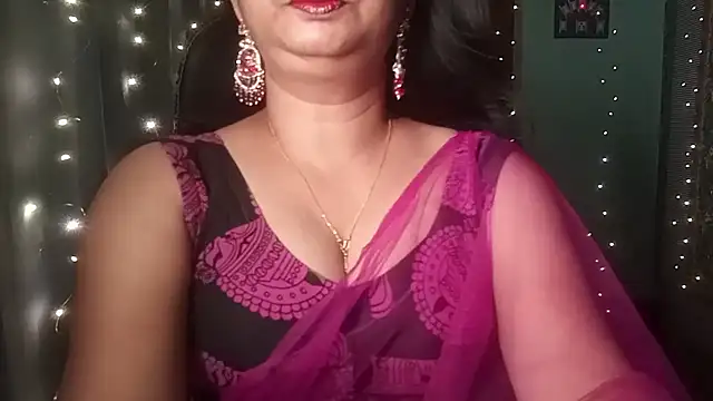 Snapshot of YourModhu chatting on June 25, 6:24 pm YourModhu online show from June 25, 6:24 pm