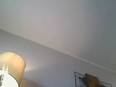 Snapshot of kanalettox chatting on February 17, 11:40 am kanalettox online show from February 17, 11:40 am