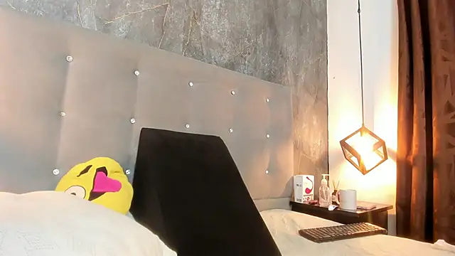 SexxyPamela online show from January 31, 8:07 pm