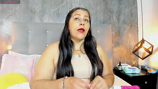 SexxyPamela online show from November 28, 8:09 pm