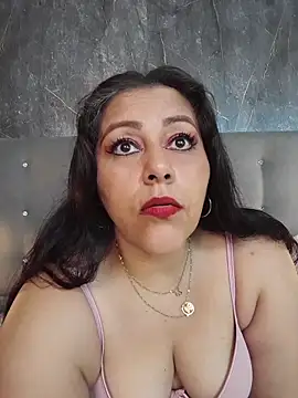 SexxyPamela online show from February 22, 7:37 pm