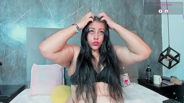 SexxyPamela online show from March 12, 7:40 pm