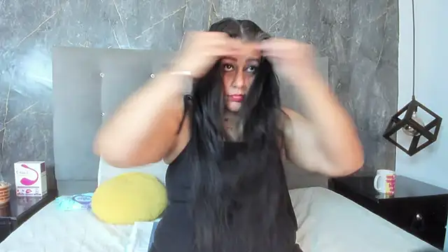 SexxyPamela online show from April 14, 7:08 pm