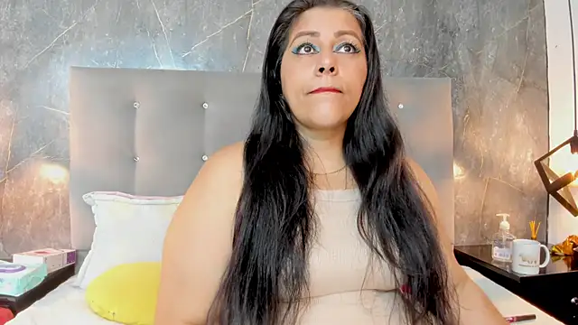 SexxyPamela online show from January 9, 6:59 pm