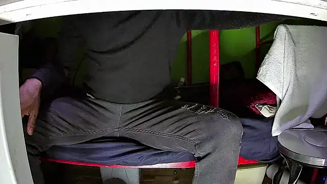 Walltaz online show from October 29, 4:44 am