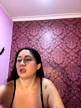 juliana diaz online show from November 3, 11:25 am