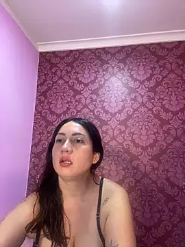 juliana diaz online show from November 6, 11:25 am