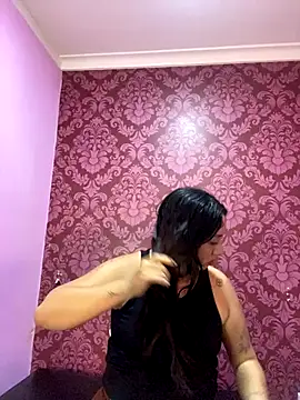 juliana diaz online show from December 2, 11:12 am