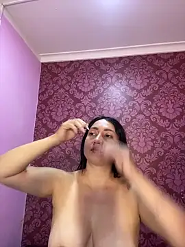 juliana diaz online show from October 23, 11:31 am