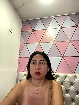 Snapshot of juliana_diaz chatting on September 12, 11:21 am juliana diaz online show from September 12, 11:21 am