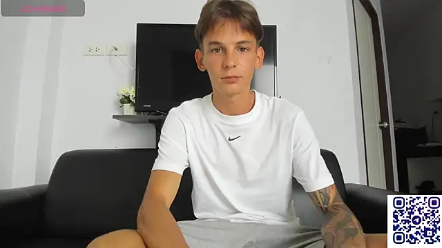 MiracleCam online show from February 8, 8:23 am