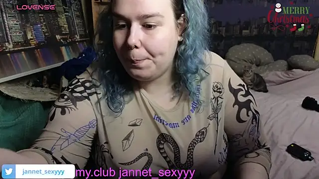 Snapshot of JannetPie chatting on January 11, 3:19 pm JannetPie online show from January 11, 3:19 pm