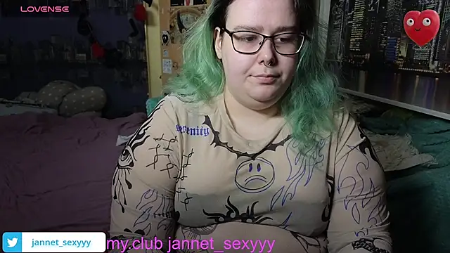 Snapshot of JannetPie chatting on February 16, 5:55 pm JannetPie online show from February 16, 5:55 pm