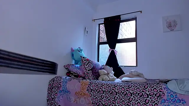 AlondraDiossa03 online show from October 19, 7:05 pm