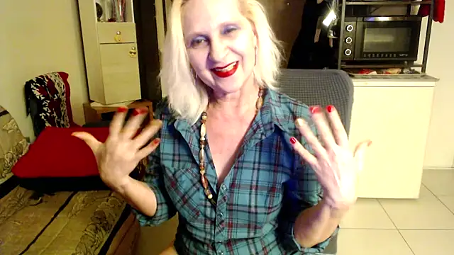 Snapshot of Ala-N-Dala chatting on March 18, 11:09 pm Ala-N-Dala online show from March 18, 11:09 pm