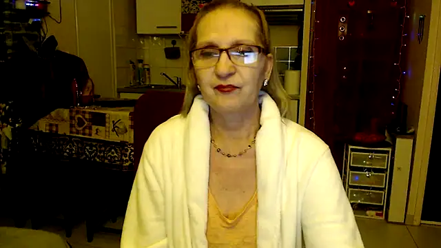 Snapshot of Ala-N-Dala chatting on February 13, 2:55 am Ala-N-Dala online show from February 13, 2:55 am