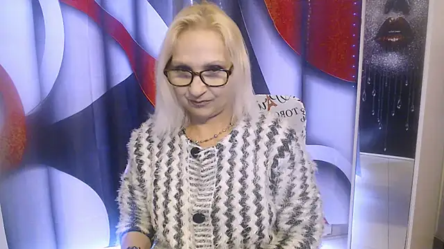 Snapshot of Ala-N-Dala chatting on September 15, 7:20 am Ala-N-Dala online show from September 15, 7:20 am