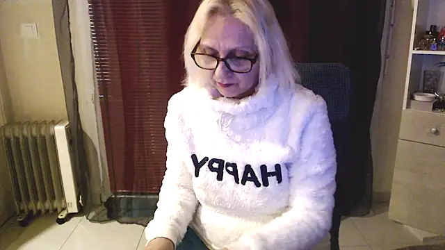 Snapshot of Ala-N-Dala chatting on February 15, 11:03 pm Ala-N-Dala online show from February 15, 11:03 pm