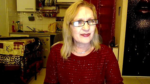 Snapshot of Ala-N-Dala chatting on February 25, 5:29 am Ala-N-Dala online show from February 25, 5:29 am