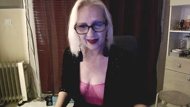 Snapshot of Ala-N-Dala chatting on February 12, 10:59 pm Ala-N-Dala online show from February 12, 10:59 pm