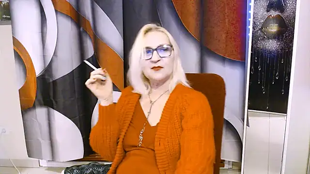 Snapshot of Ala-N-Dala chatting on November 4, 7:56 am Ala-N-Dala online show from November 4, 7:56 am