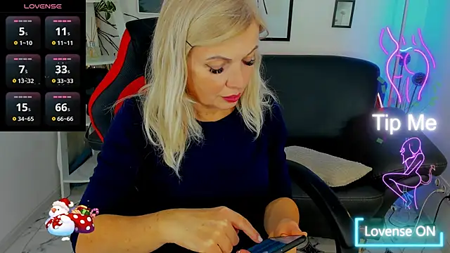 Abby Moore  online show from March 4, 1:49 pm