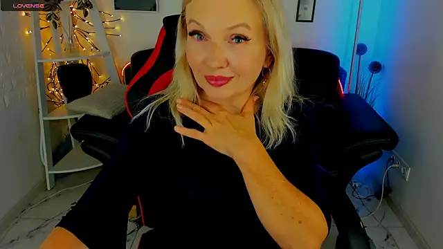 Abby Moore  online show from March 2, 2:04 pm