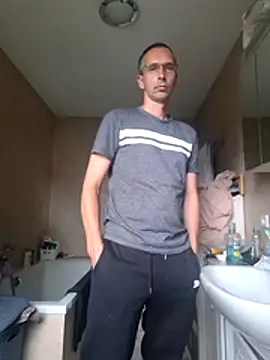 Geiler-boy313 online show from June 1, 1:55 pm
