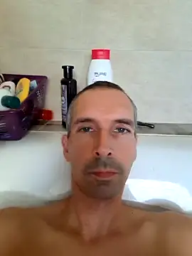 Snapshot of Geiler-boy313 chatting on October 3, 11:01 am Geiler-boy313 online show from October 3, 11:01 am