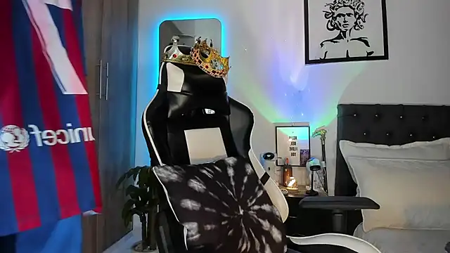 AlanNaughty online show from March 21, 12:12 am