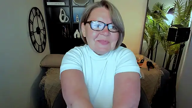 Shannonshine online show from June 24, 1:10 pm