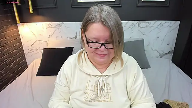 Shannonshine online show from March 6, 5:14 am