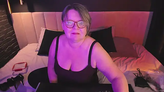 Shannonshine online show from January 15, 5:16 pm