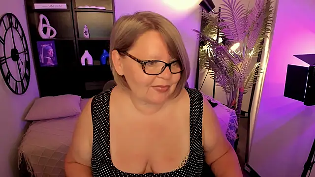 Shannonshine online show from July 29, 1:43 pm