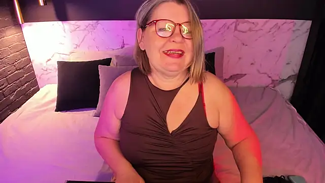 Shannonshine online show from November 25, 5:30 am