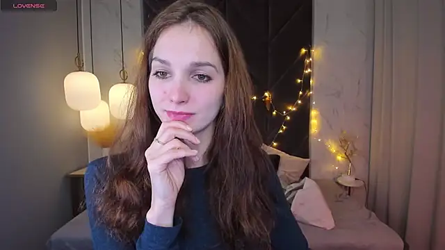 MirandaGlow online show from January 5, 5:41 am