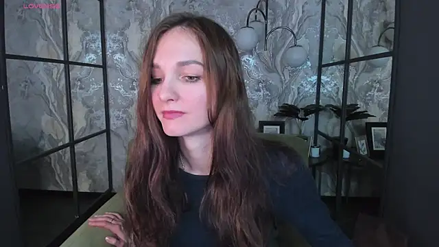 MirandaGlow online show from March 4, 5:53 am