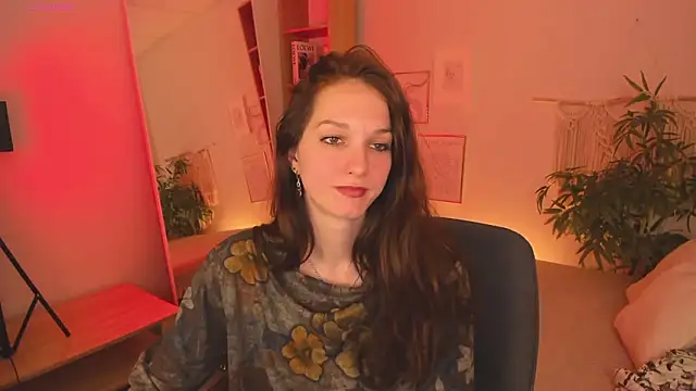 MirandaGlow online show from March 10, 5:44 am