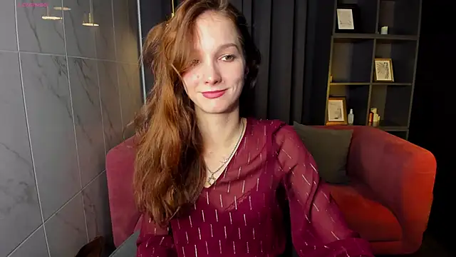 MirandaGlow online show from December 18, 5:45 am