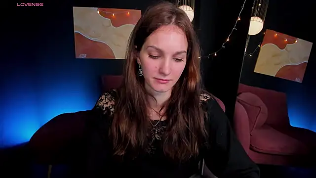 MirandaGlow online show from March 6, 5:46 am