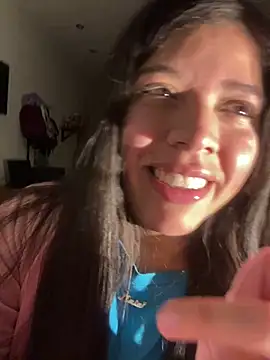 Snapshot of DulceAngelica chatting on April 28, 5:23 am DulceAngelica online show from April 28, 5:23 am