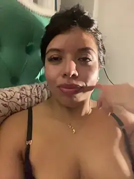 DulceAngelica online show from March 29, 7:10 am