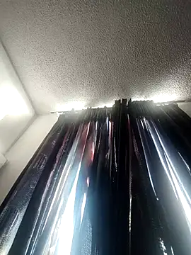 Snapshot of Lossexycacha chatting on December 18, 1:04 pm Lossexycacha online show from December 18, 1:04 pm