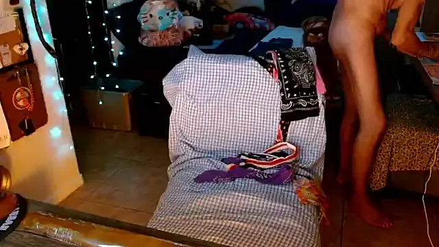 Snapshot of mycock2474u chatting on September 24, 4:41 am mycock2474u online show from September 24, 4:41 am